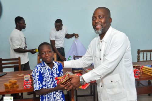 Noël et remise de don Gadomey 2025 6